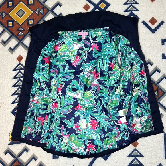 Lilly Pulitzer Syd Quilted Puffer Vest - Picture 4 of 9